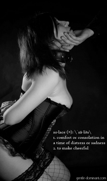 Comfort. It is one of the most important things a Dom can provide for his sub. But the reverse is al