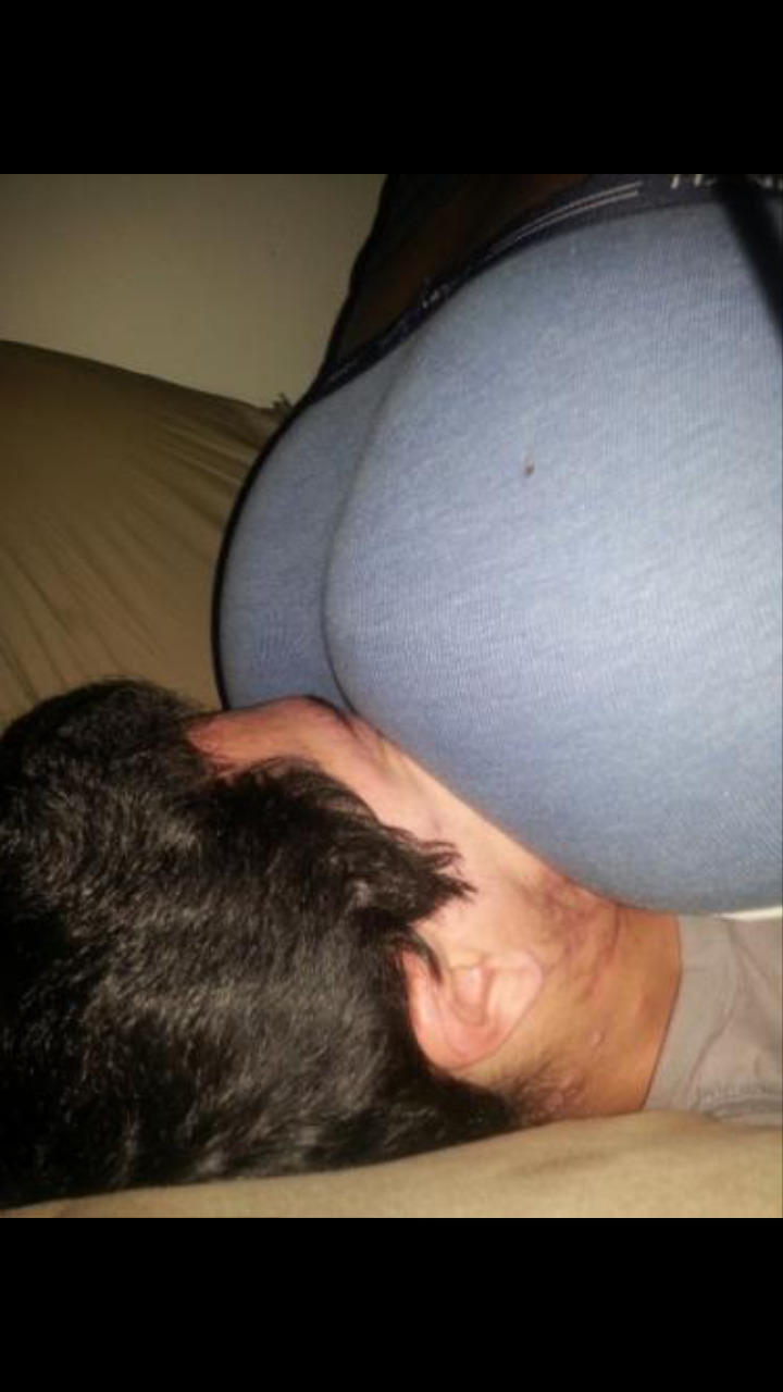 untitled70074:“Hahah what’s that dude? Can’t breath? Aww poor baby. Is my big