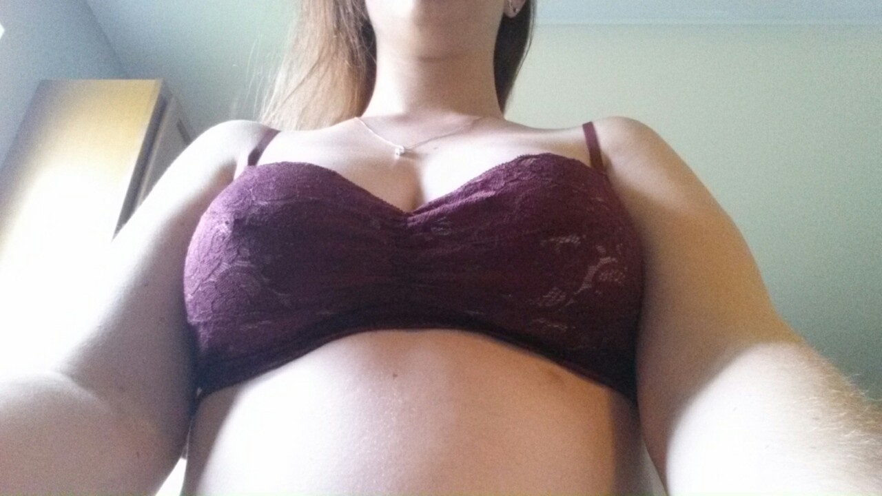 nerdynympho87:  What do we think about this bra? I’m running out of options…