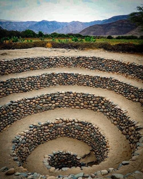 m1male2:The Cantalloc Aqueducts are a work of hydraulic engineering built in the middle of the desert by the ancient Nazca culture (200-700 AD). They are located 4 km. north of Nazca, Peru.Of the 46 underground aqueducts found, 32 are still in operation