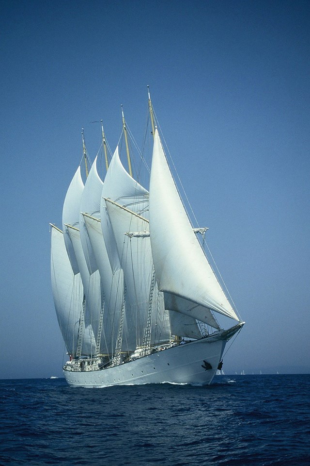 haughtyspirit:  the-undiscovered-countries:  Join me on my journey to all the undiscovered