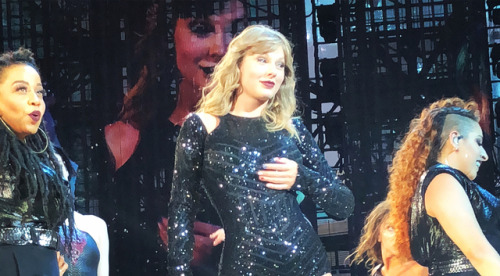 bananaofswift: brandyng11 : And in this moment the gates of heaven opened.
