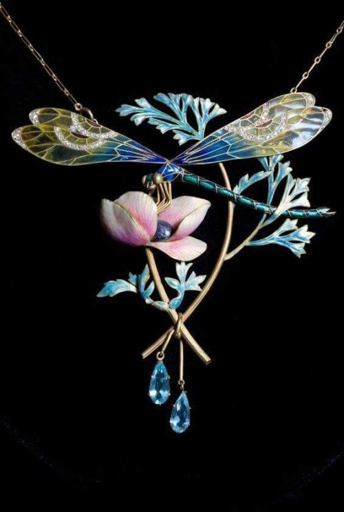 mignonne-allons-voir-si-la-rose: Art Nouveau, Henri Dubret, pendentif avec une fleur et une libellul