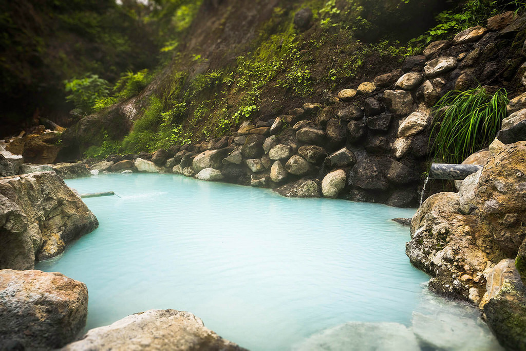 quiet-nymph:      Tsubame Onsen  by Myoko Tourism  