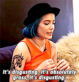 victorysgreen:  halsey: I can’t tell who sleeps less, me or Manhattan.  