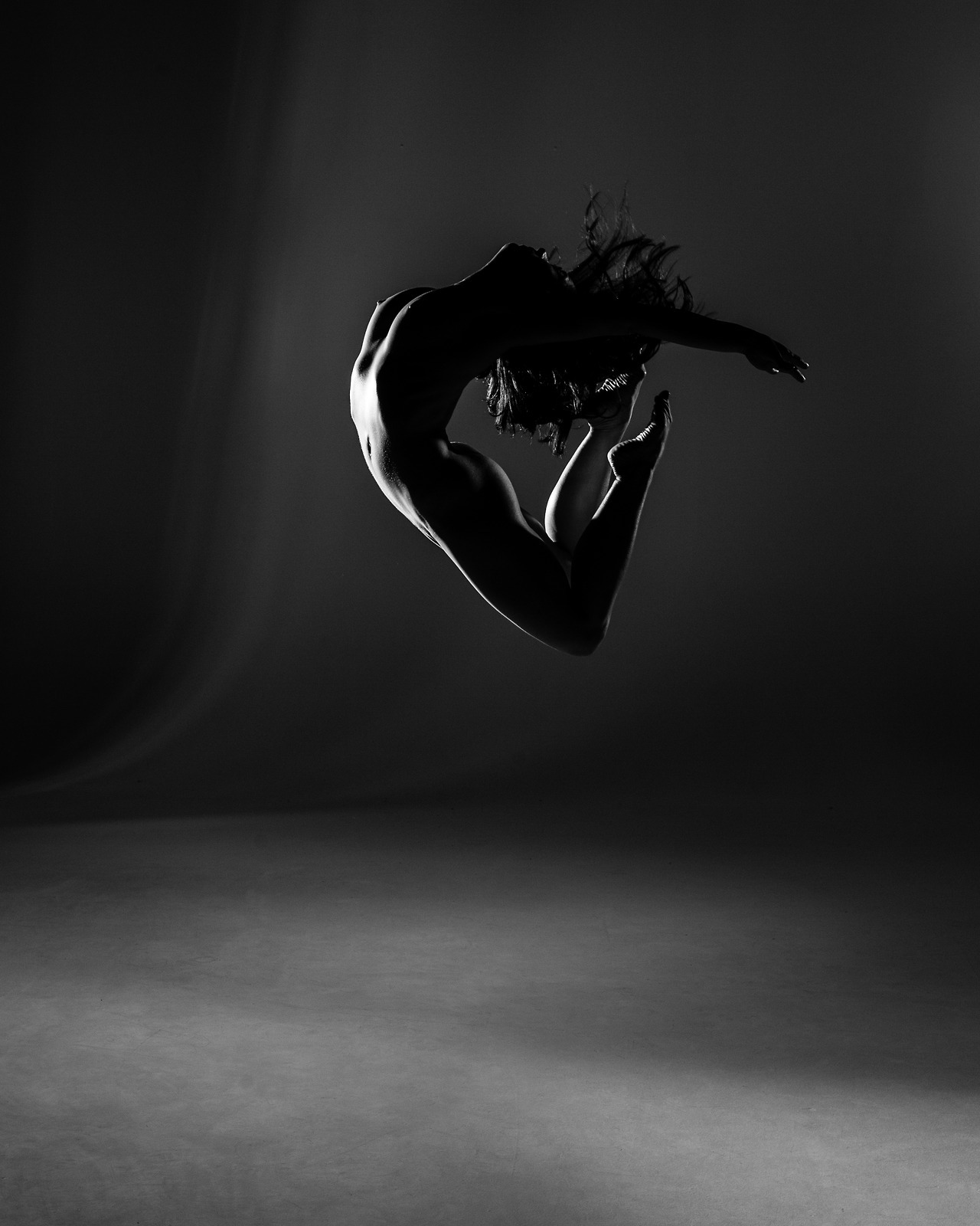 lightartistry:ResurrectionPhotography by Light Artistry Model:  Bryn © 2015 Light