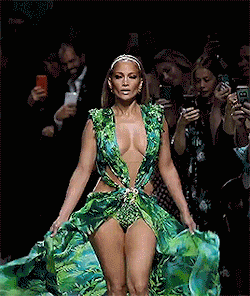 thefinestbeauties: ​Jennifer Lopez  DAMN 