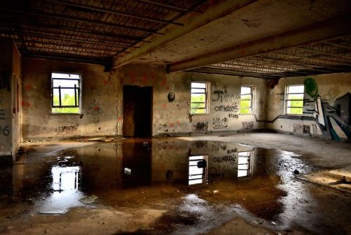 An abandoned asylum I explored in Drummondville, QC that caught fire multiple times in which over 15