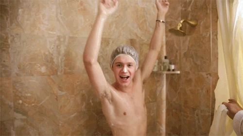 thefrenchwall:  marcelovieira:  i am extremely perturbed  is that the blond guy from one direction?