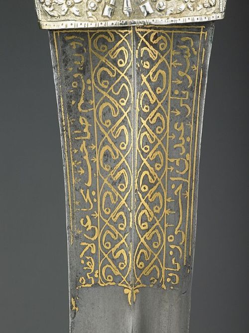 art-of-swords: Khanjar Dagger Dated: 18th century - 19th century Culture: Turkish Medium: silver, go