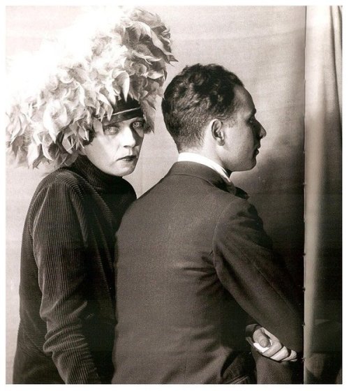 Nancy Cunard et Louis Aragon, By Curtis Moffat, 1926.