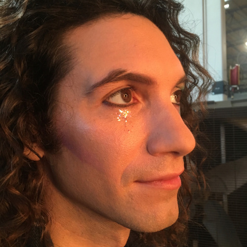zombie6queen6:Dan’s behind the scenes makeup.
