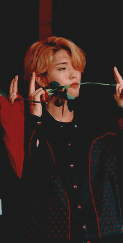 BRING THIS RED LION JISUNG BACK PLEASE ;_;