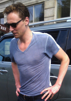 keepcalmandthunderfrost:  full-length-hiddles: