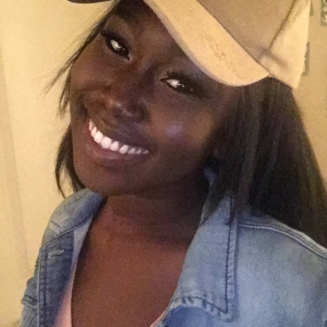 zanxcv:  Dark skin appreciation day ✨🌞 I’m so here for it 