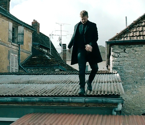 River Cartwright, Serious Spy