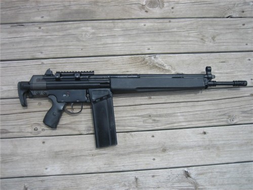 gunrunnerhell:  CETME The tell-tale sign that it’s the Spanish forefather of the German main battle rifle is the rear sight. While a G3 and its clones use a drum sight, the CETME uses a type paddle sight which you flip to different ranges. Unfortunately