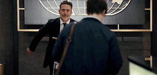 Jeffrey Dean Morgan In The Bloopers For Rampage