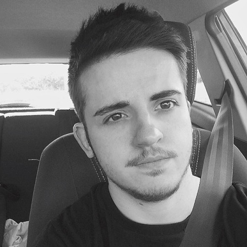 ijamesblack:  cut my hair off, no regrets!  What a cutie