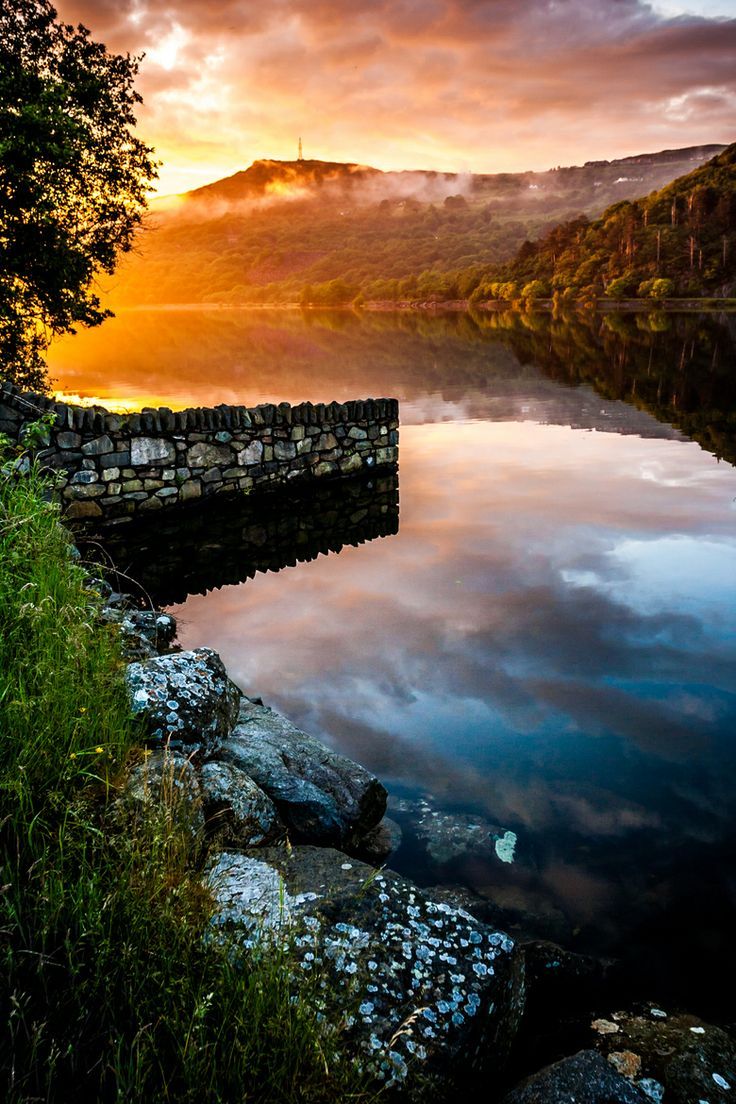 bonitavista:  Llanberis Lake, Wales photo by kongkiat 