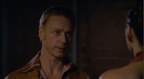 f-yeahbendaniels:Ben as Finn Bevan in 2x01 of Cutting It (2003).