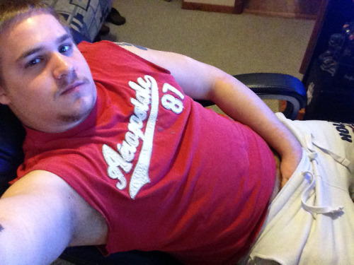 xcubbyxbearx:  This is what’s going on tonight….  :P 