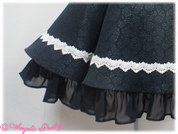 allaboutthatlace:  Angelic Pretty - Secret Rose Princess Skirt in Black (2013) 