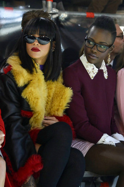 youngblackandvegan:  zombiekunoichi:  elizabitchtaylor:  They look like they’re in a heist movie with Rihanna as the tough-as-nails leader/master thief and Lupita as the genius computer hacker    !!!!! So here for this! 