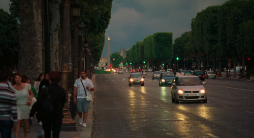 365filmsbyauroranocte:    Midnight in Paris (Woody Allen, 2011): Paris’ exteriors 