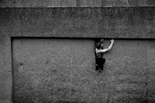 bypip:   THE FREERUNNER - PERSONAL PROJECT Here’s a recent collaborative project I did with world free running champion, Tim Shieff. As a pioneer of the rapidly-growing sport, Tim’s ethos is centred around thinking outside of the box – showcasing