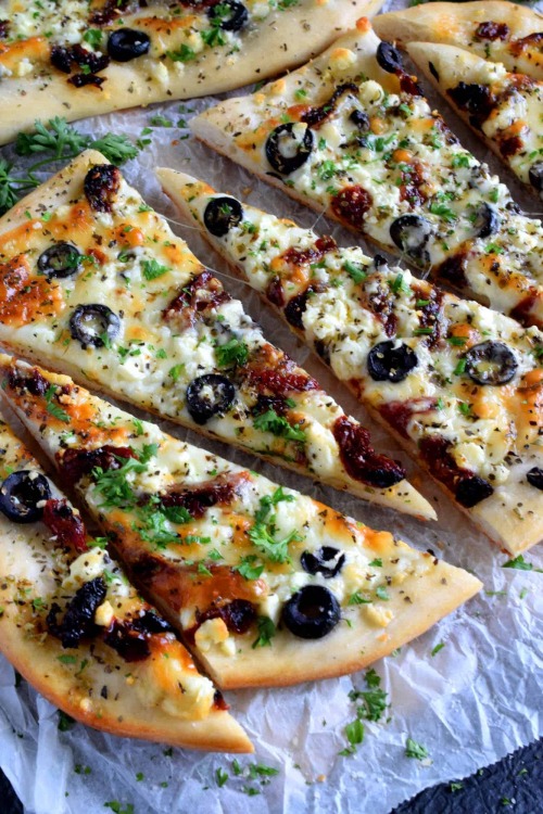  Homemade Mediterranean FlatbreadFollow for more recipesIngredients:For the Dough¾ cup wa