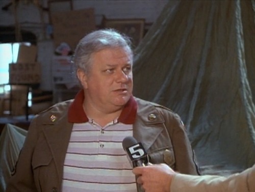 Die Laughing (1980) - Charles Durning as Arnold [photoset #2 of 2]