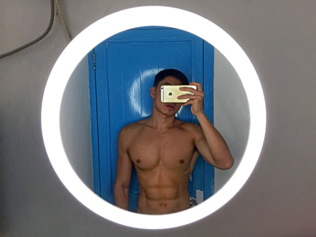 sghunk32:  And now he’s unmasked.