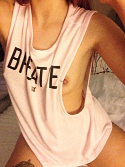 dirtypicturetime:  secret-little-blog:  Nip slip 🙈   I love tank tops!