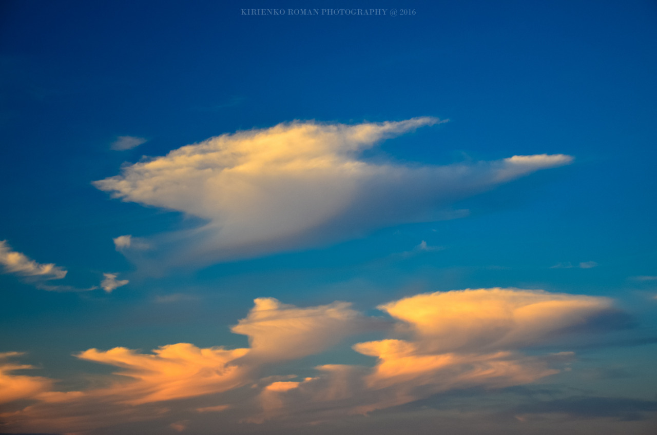 romanophoto:  Sky dance #2 photo by Kirienko Roman (romanophoto.tumblr.com) If you