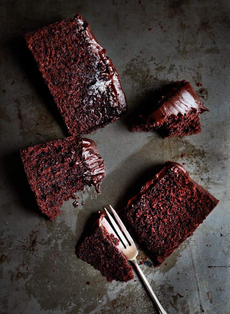 thecakebar:  Chocolate Baileys Mud Cake For Mother’s Day