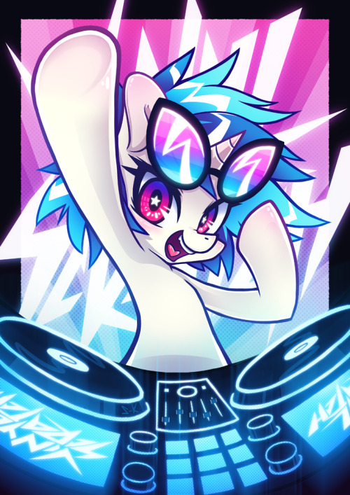 heyspacekid: Vinyl Scratch  DROP THE BASS!!  I’ve really done it with the glow this time, haven’t I? But you just can’t have Vinyl without neons to match her radical hair and glasses!  Here’s a link to the Vinyl Scratch logo that I made. Use it