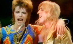 mick-ronson-spiders-from-mars:  Some pictures