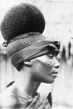 iluvsouthernafrica:  When Black Hair Is Against the Rules “The bias against black hair is as old as America itself. In the 18th century, British colonists classified African hair as closer to sheep wool than human hair. Enslaved and free blacks