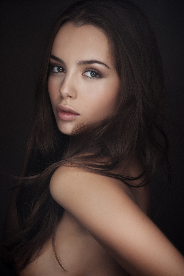 ✶