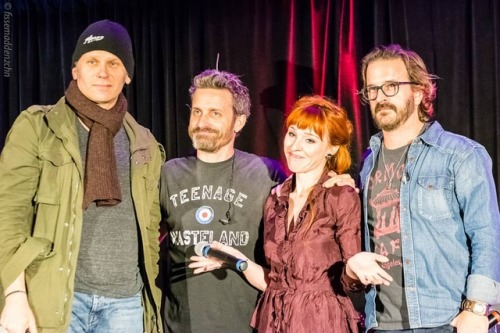 They asked us to take a picture! #theawkwardfamilyphoto #SPNVan #markpellegrino #ruthconnell #richar