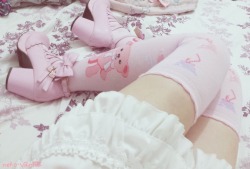 Neko-Vanilla:  I Love This Dress, Socks And Shoes ( ˊᵕˋ )♡.°⑅Always Feel