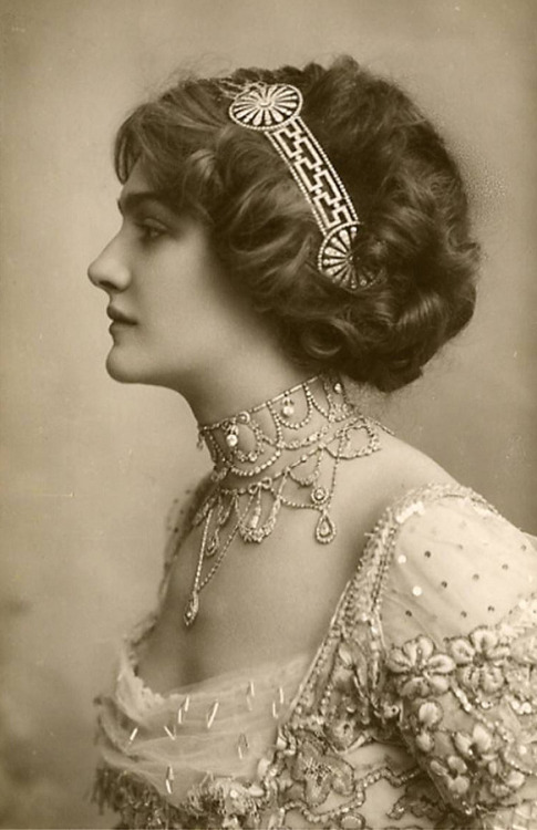 edwardianpromenade:— Lily Elsie, 1910s