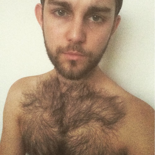 rikbarnett-everything:  Actor Rik Barnett off his Instagram account @rikbarnett