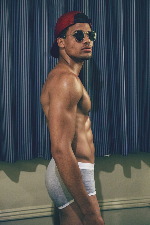 jarelion:  Alijah Holder for Suspend Magazine by Lloyd Pursall 