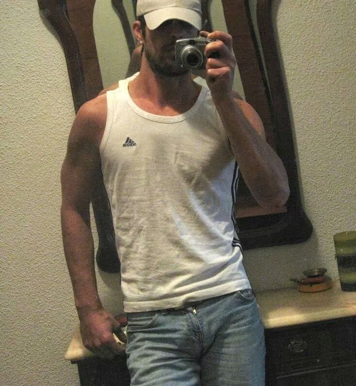 tshtrainer:  nanomadrid:  Me. .😉😉😉😉   Premium Male!www.tshtrainer.tumblr.com
