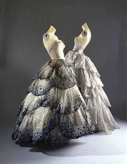 “Junon” House of Dior  (French, founded 1947) Designer: Christian Dior (French, Granville 1905–1957 Montecatini) Date: fall/winter 1949–50