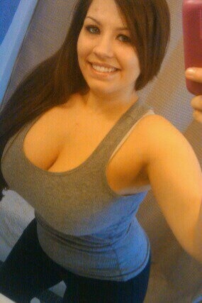 beautifulbigwomen69:  More Hot Videos.: http://bit.ly/PRwDPb