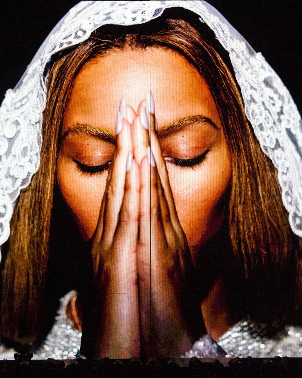 beyhive1992: Heavenly Bodies: Fashion And The Catholic Imagination