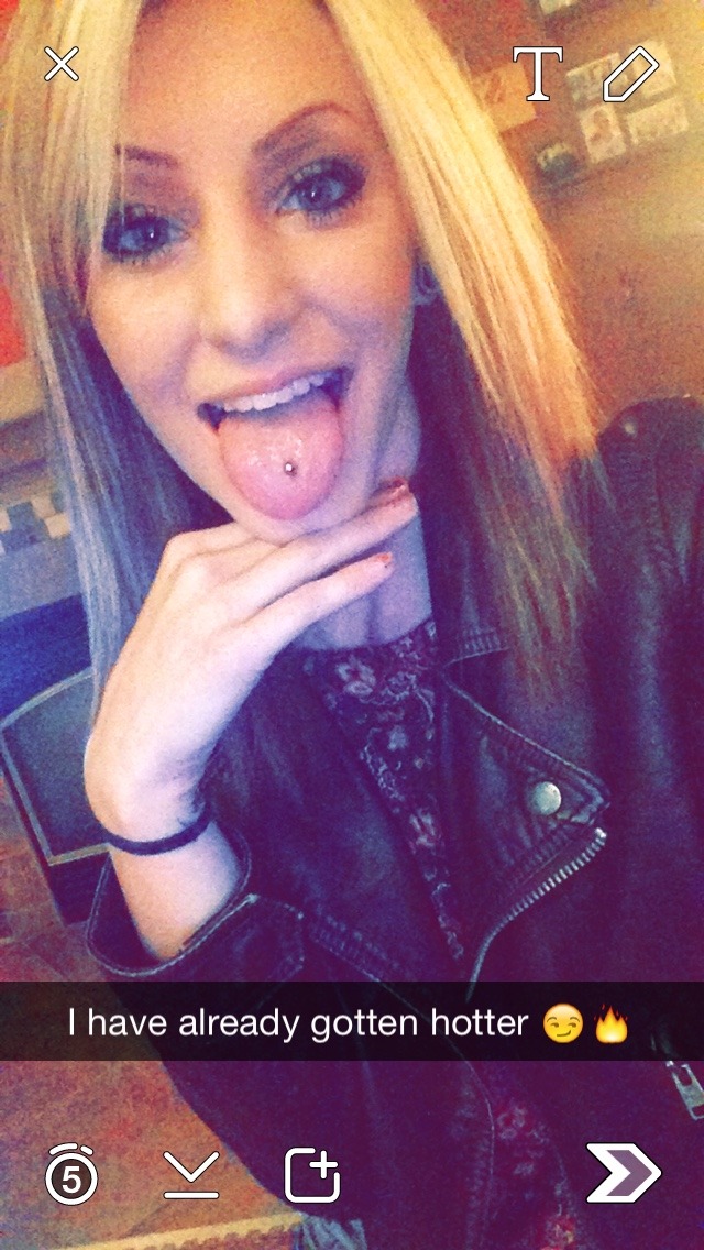 fl0werr-child:  Snap chats I send my ex bc I’m childish. 😂😩